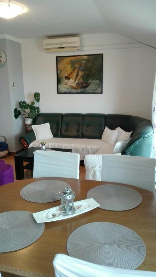 Apartman Nicole Appartement Zadar Buitenkant foto
