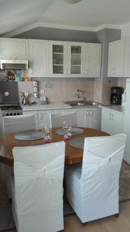 Apartman Nicole Appartement Zadar Buitenkant foto
